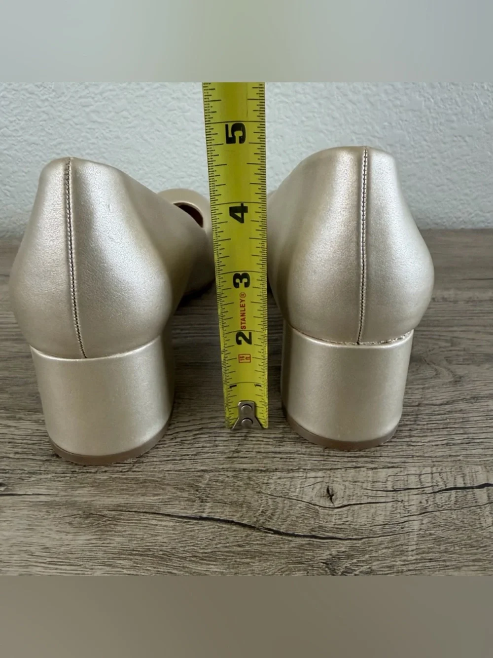 Naturalizer‎ Donelle Closed Toe Classic Dress Pumps Gold Champagne Women's 9.5M
